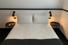 Pacific Room Bed - Yamba Accommodation - Pacific Hotel Yamba NSW
